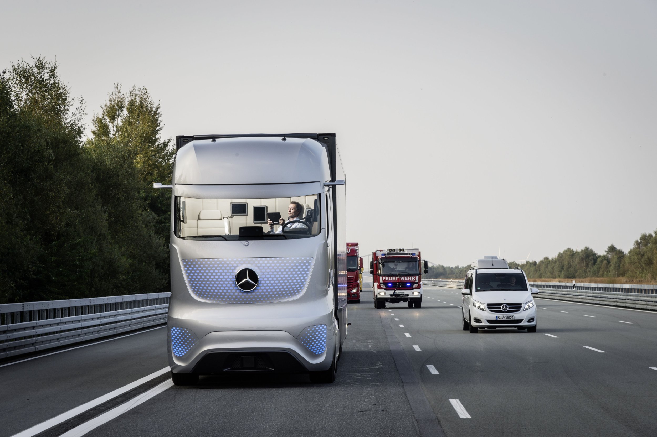 کامیون Mercedes-Benz Future Truck 2025